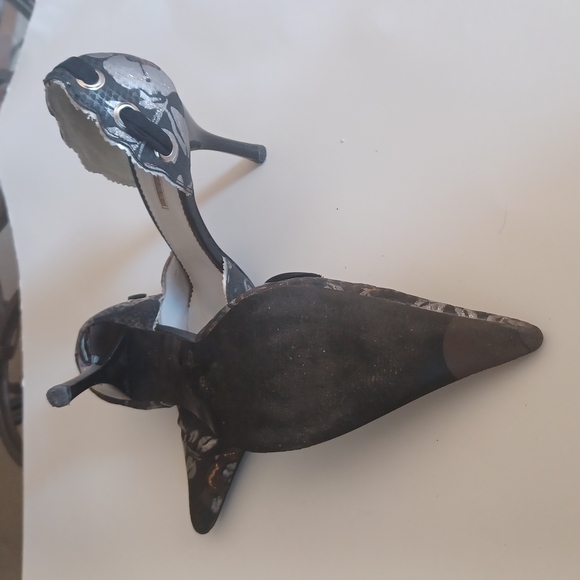 Annabelle Black Heels Size 8 - Picture 5 of 5